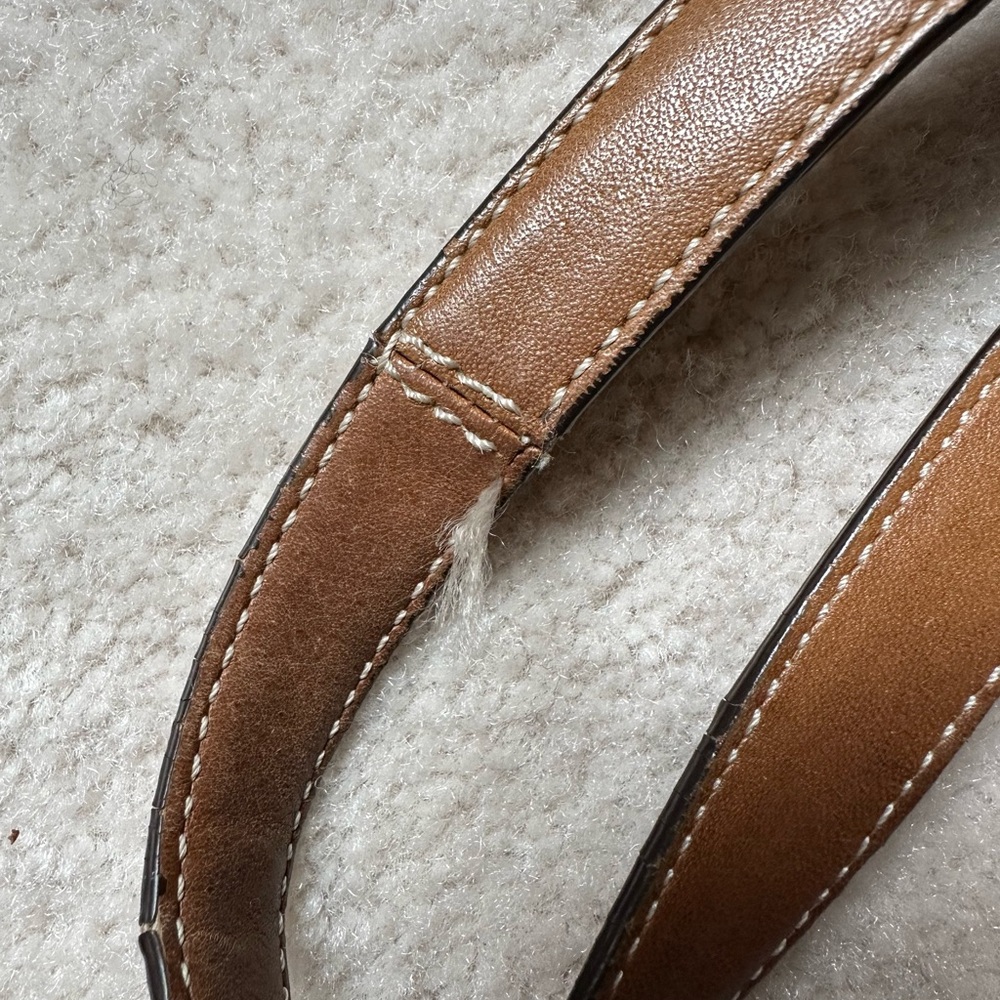 Coach handbag with phone fob - Picture 9 of 10